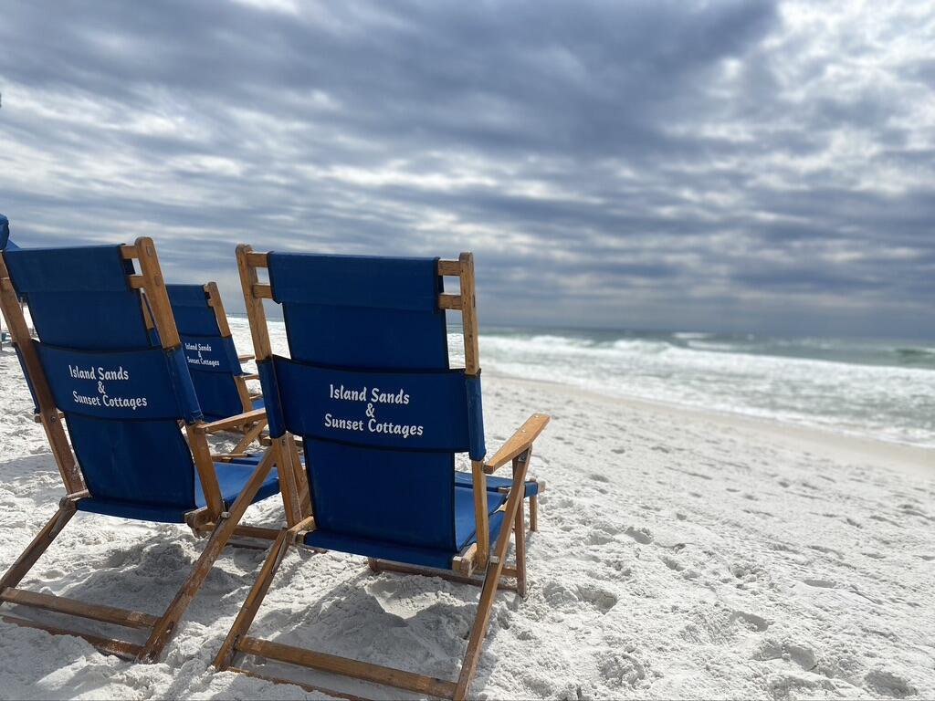 ISLAND SANDS CONDO - Residential