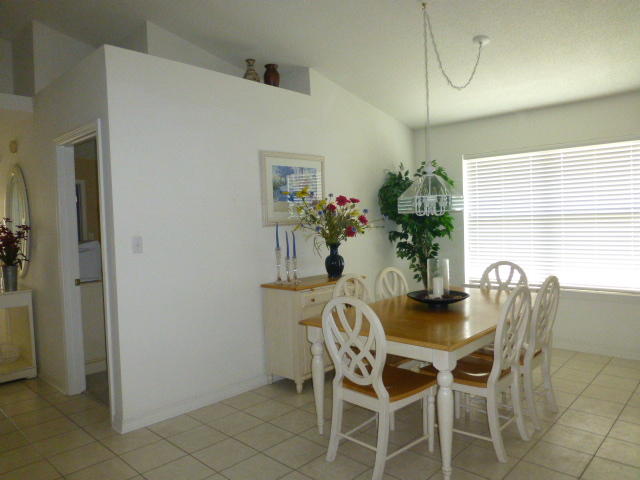 MARAVILLA COTTAGES - Residential