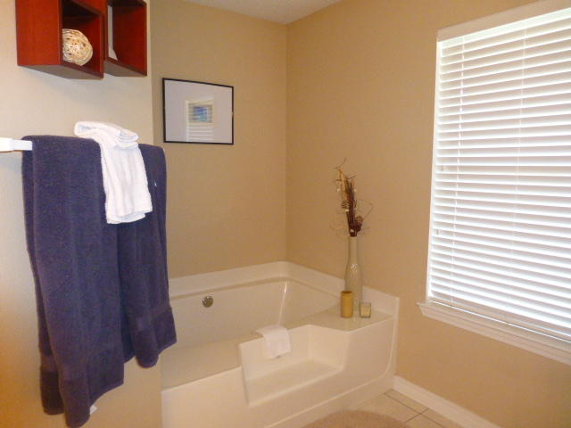 MARAVILLA COTTAGES - Residential