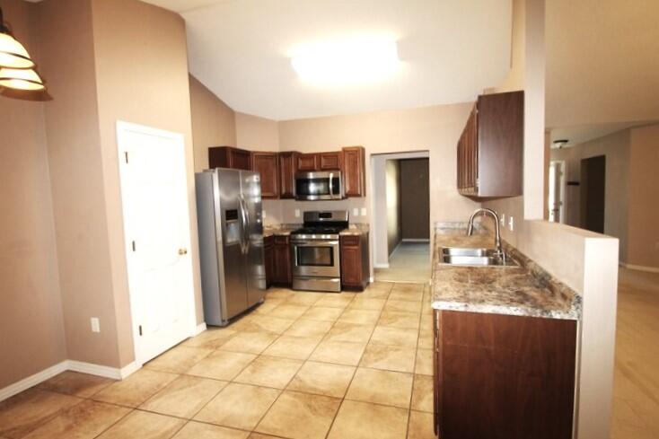 SILVER OAKS PH 2 - Residential