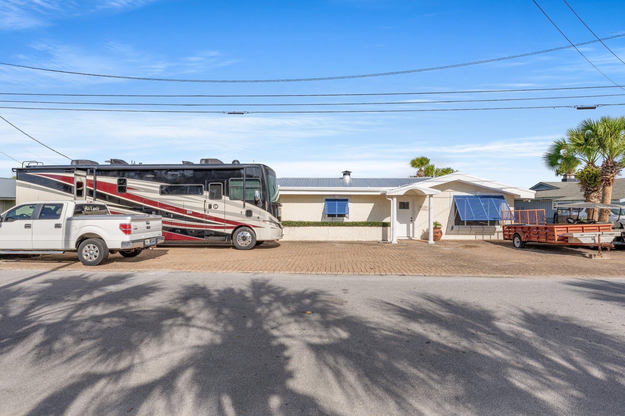 NO RECORDED SUBDIVISION - Residential