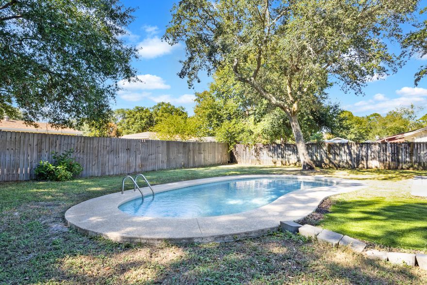 Enjoy your beautiful pool as you sit on the back porch waiting for the sunset. Great home with low maintanice10 minutes from the beach or to Eglin. Fantastic home for being in the Fort Walton area on a budget.