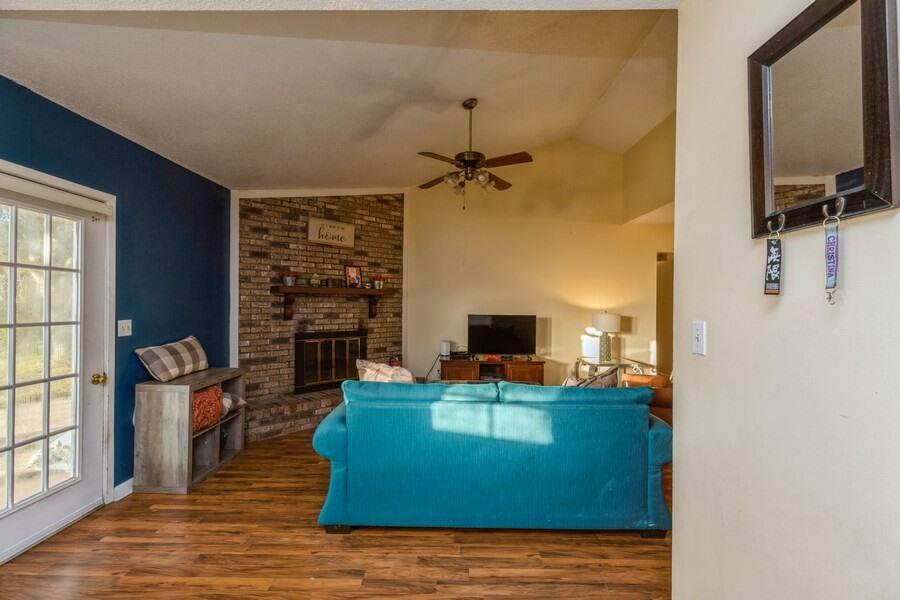 OAKRIDGE MANOR - Residential