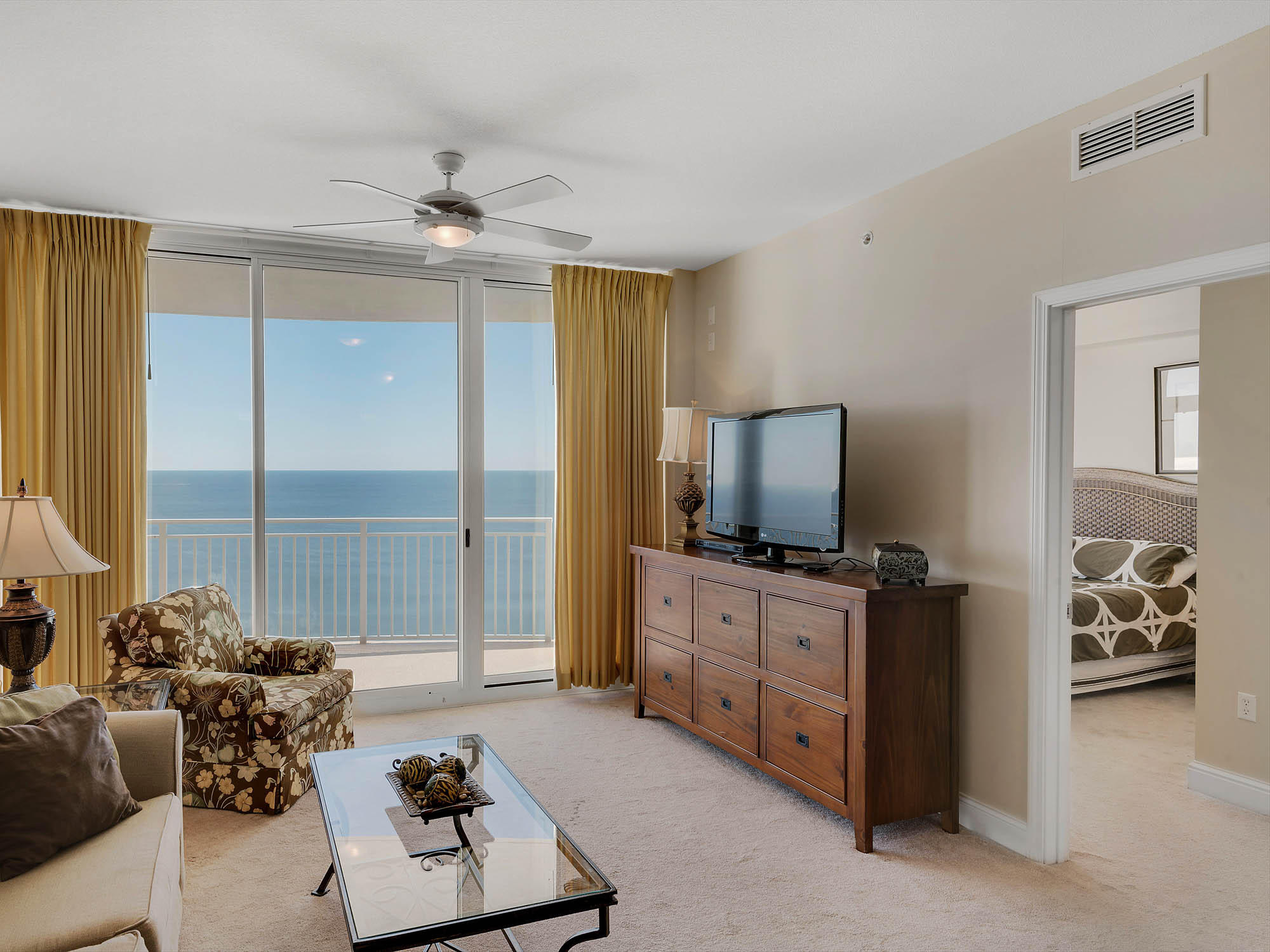 AQUA BEACH SIDE RESORT - Residential