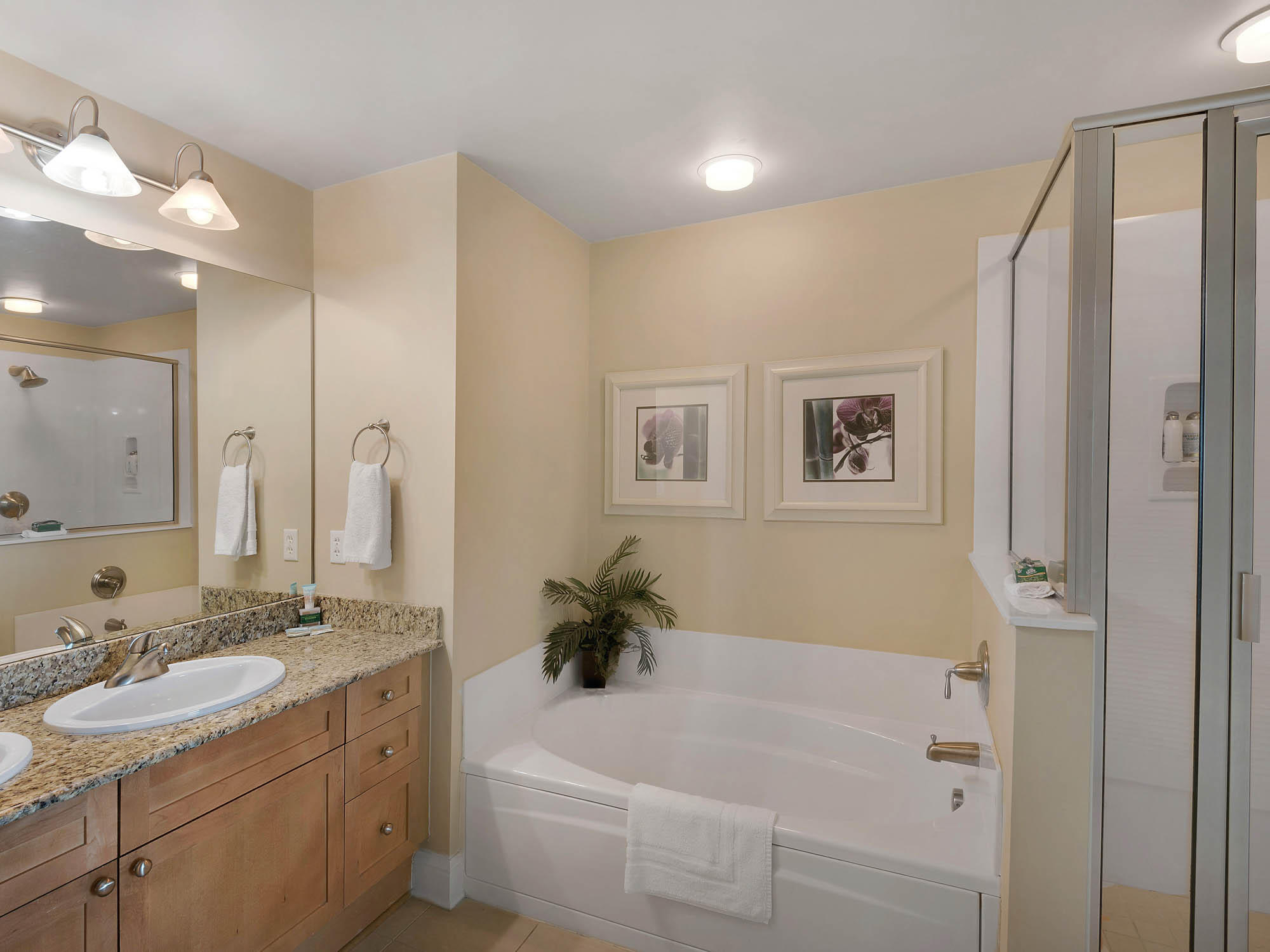 AQUA BEACH SIDE RESORT - Residential