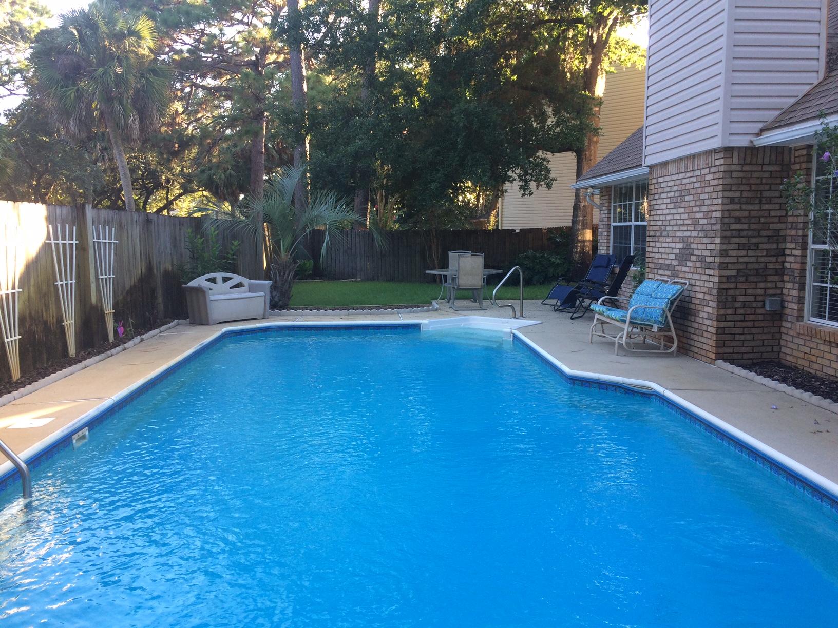 PALM SHORES - Residential