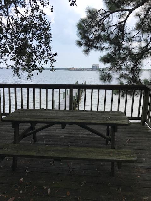 PALM SHORES - Residential