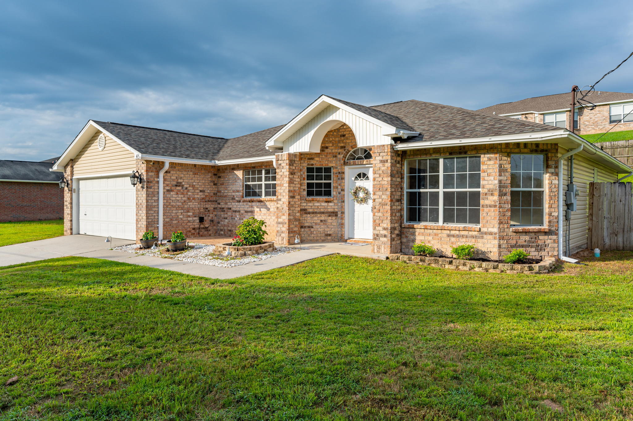 COUNTRYVIEW ESTATES 10TH ADDN - Residential