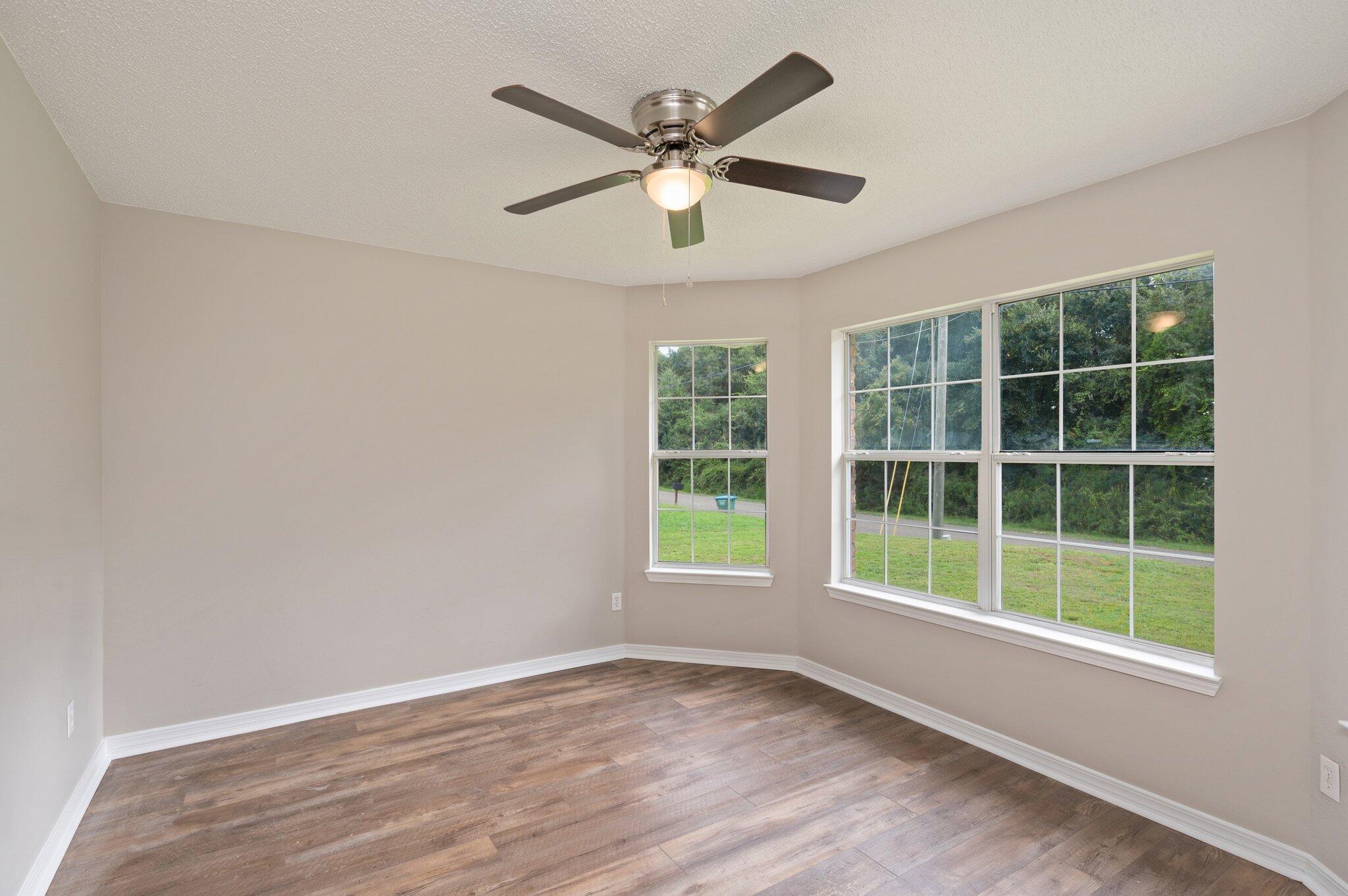 COUNTRYVIEW ESTATES 10TH ADDN - Residential