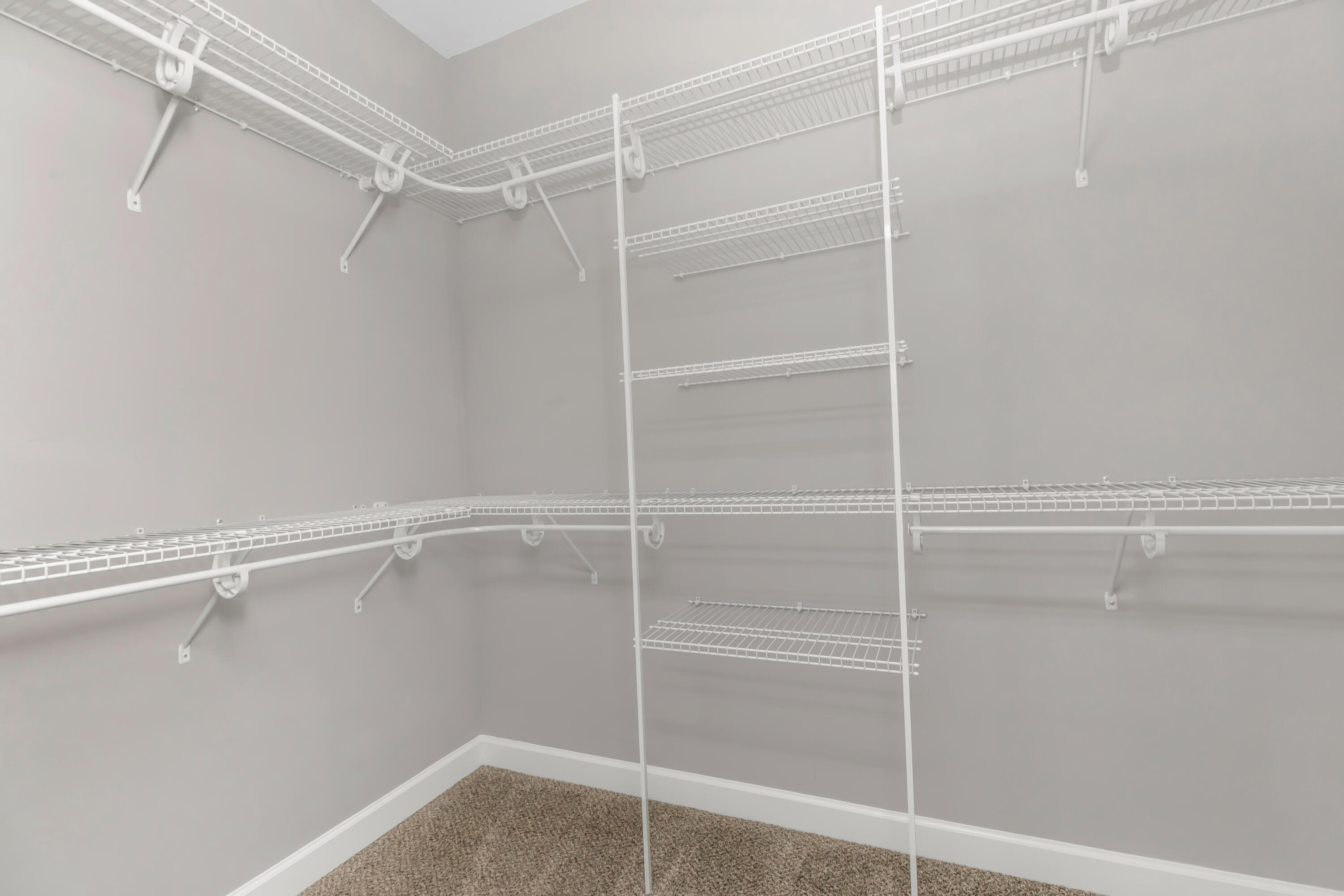 CASA LOMA S/D - Residential Lease