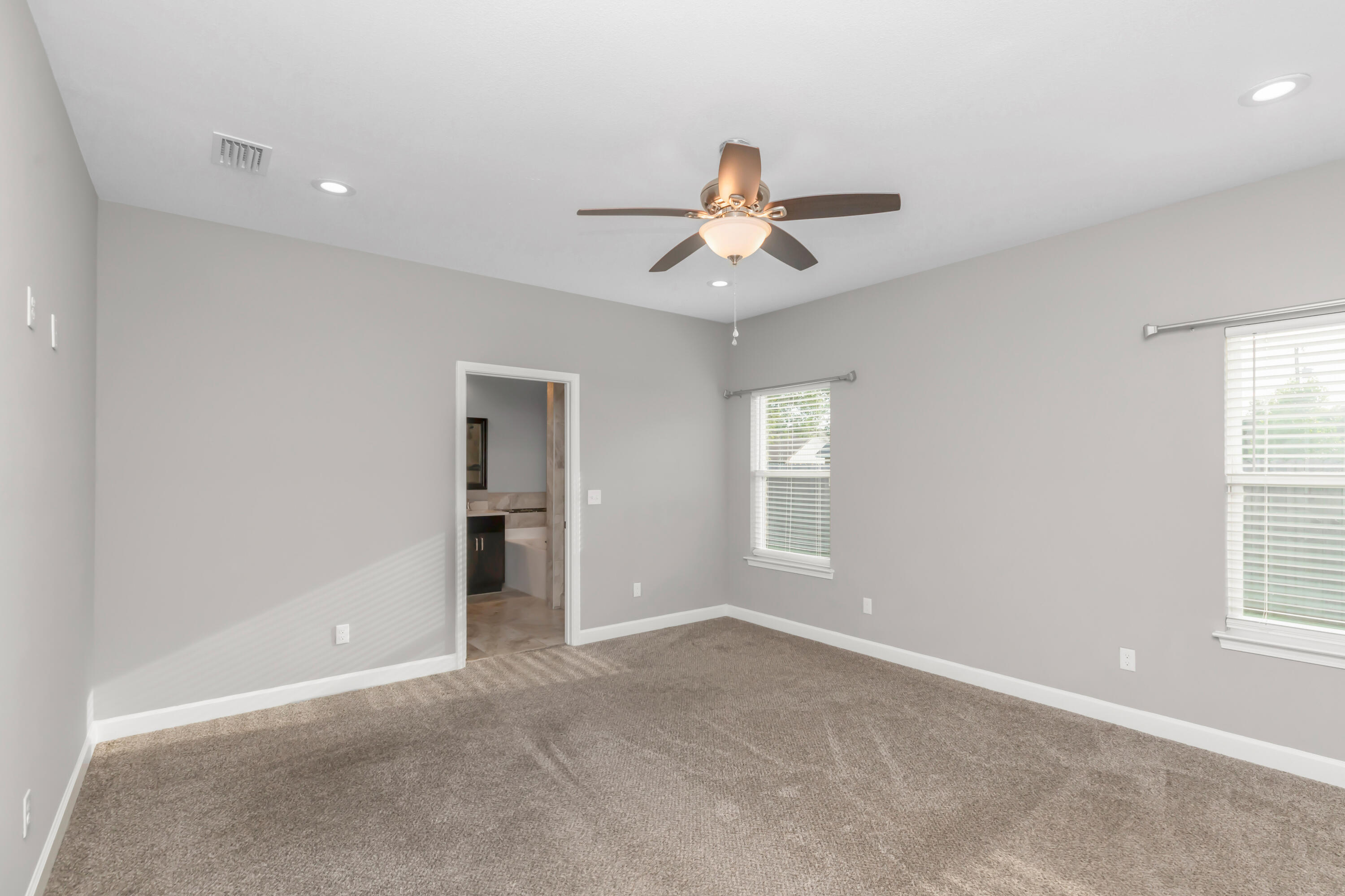 CASA LOMA S/D - Residential Lease