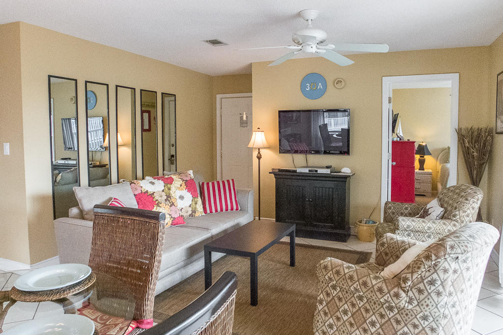 BEACHWOOD VILLAS CONDO - Residential