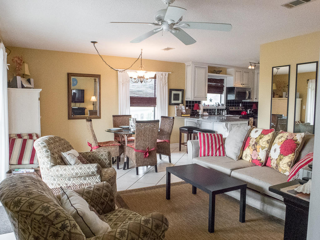 BEACHWOOD VILLAS CONDO - Residential
