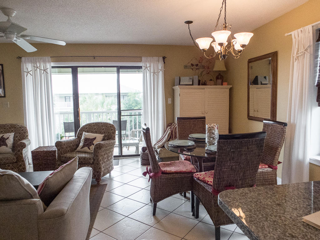 BEACHWOOD VILLAS CONDO - Residential