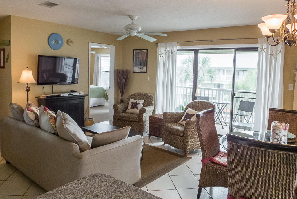 BEACHWOOD VILLAS CONDO - Residential