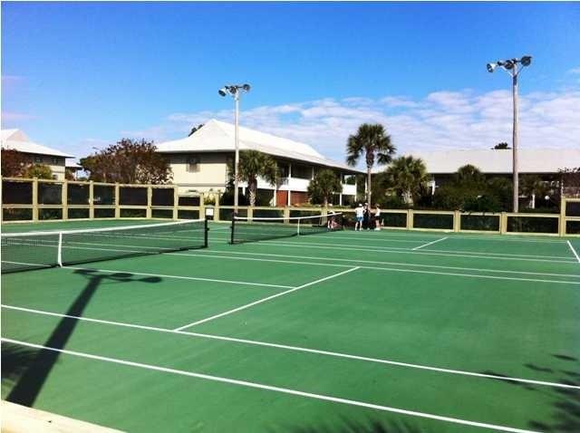 BEACHWOOD VILLAS CONDO - Residential