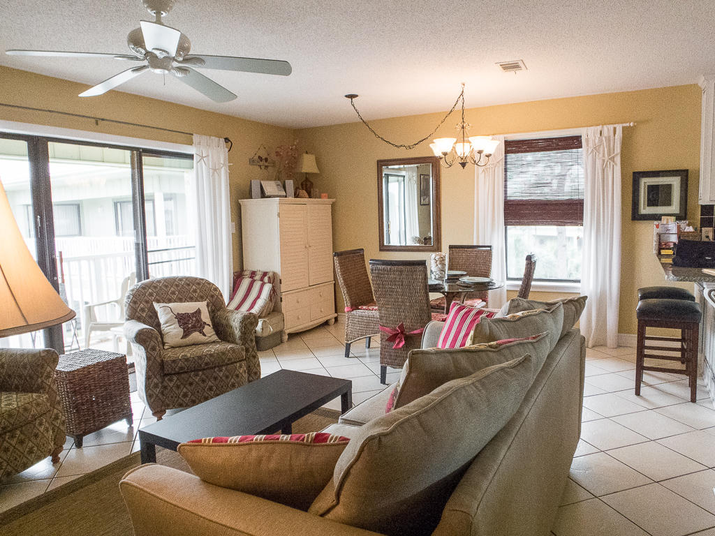 BEACHWOOD VILLAS CONDO - Residential