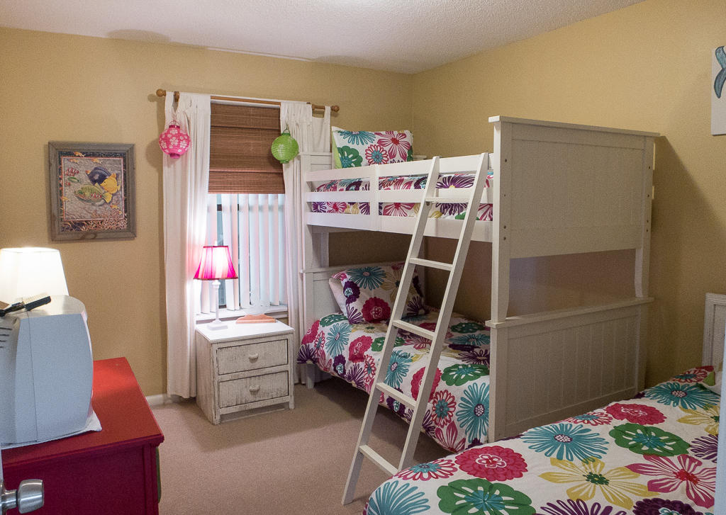 BEACHWOOD VILLAS CONDO - Residential