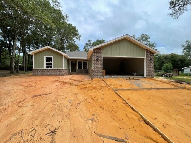 CRESTVIEW - Residential