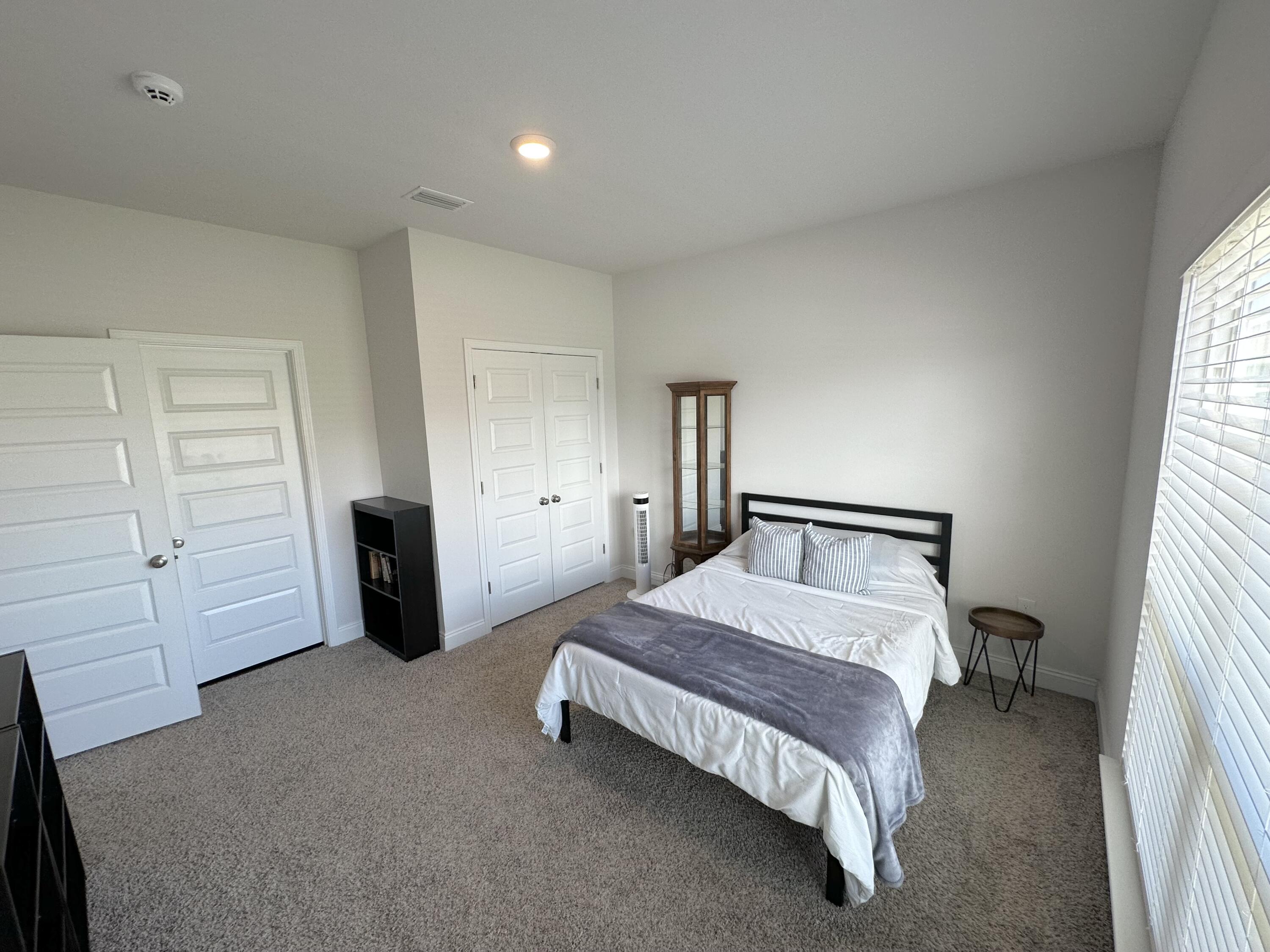 PLANTATION AT COLLEGE POINT - Residential