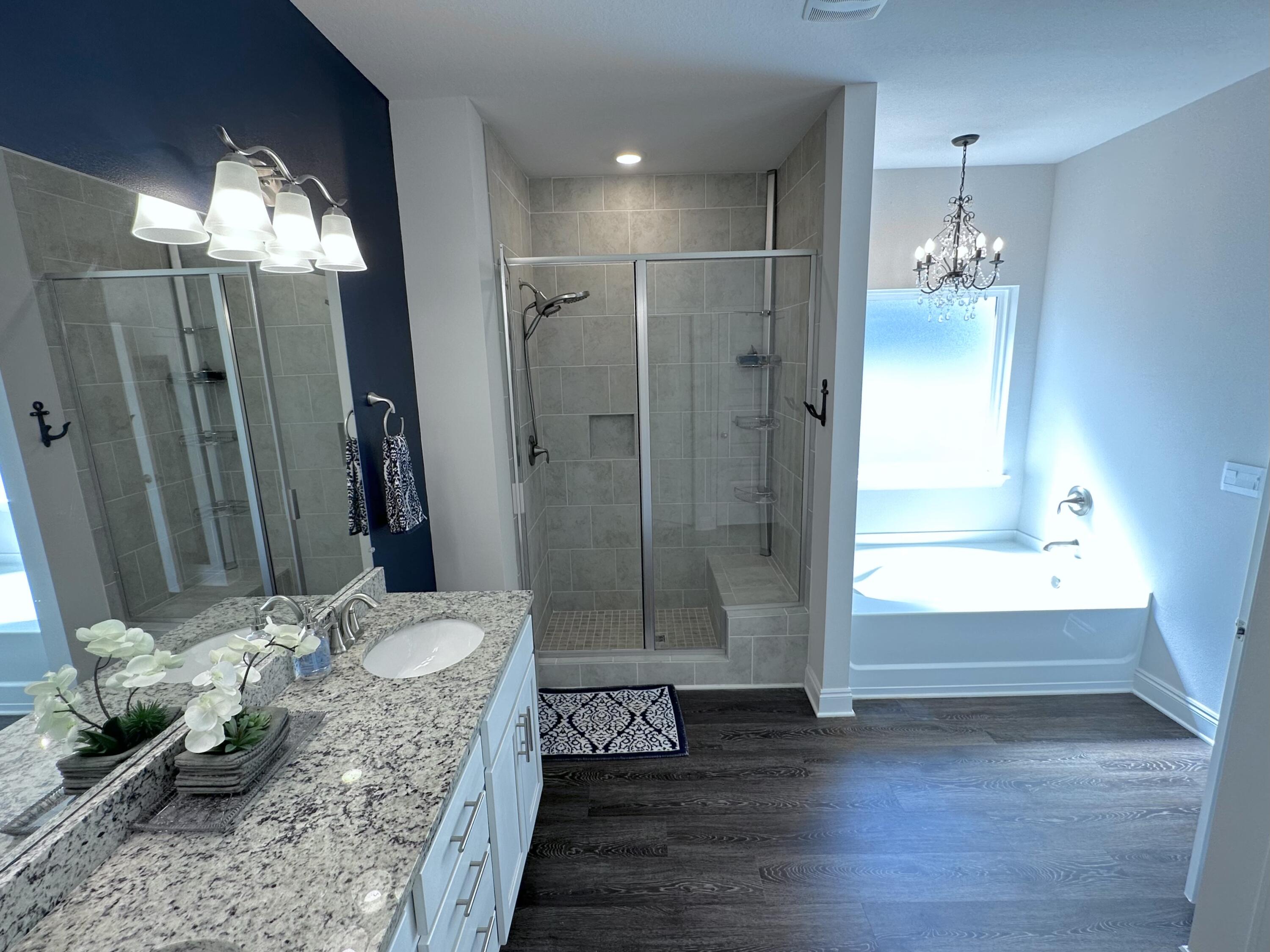 PLANTATION AT COLLEGE POINT - Residential