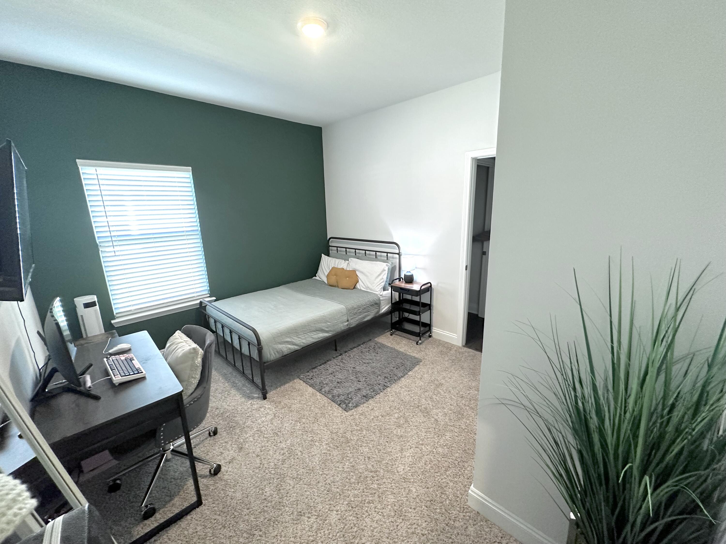 PLANTATION AT COLLEGE POINT - Residential