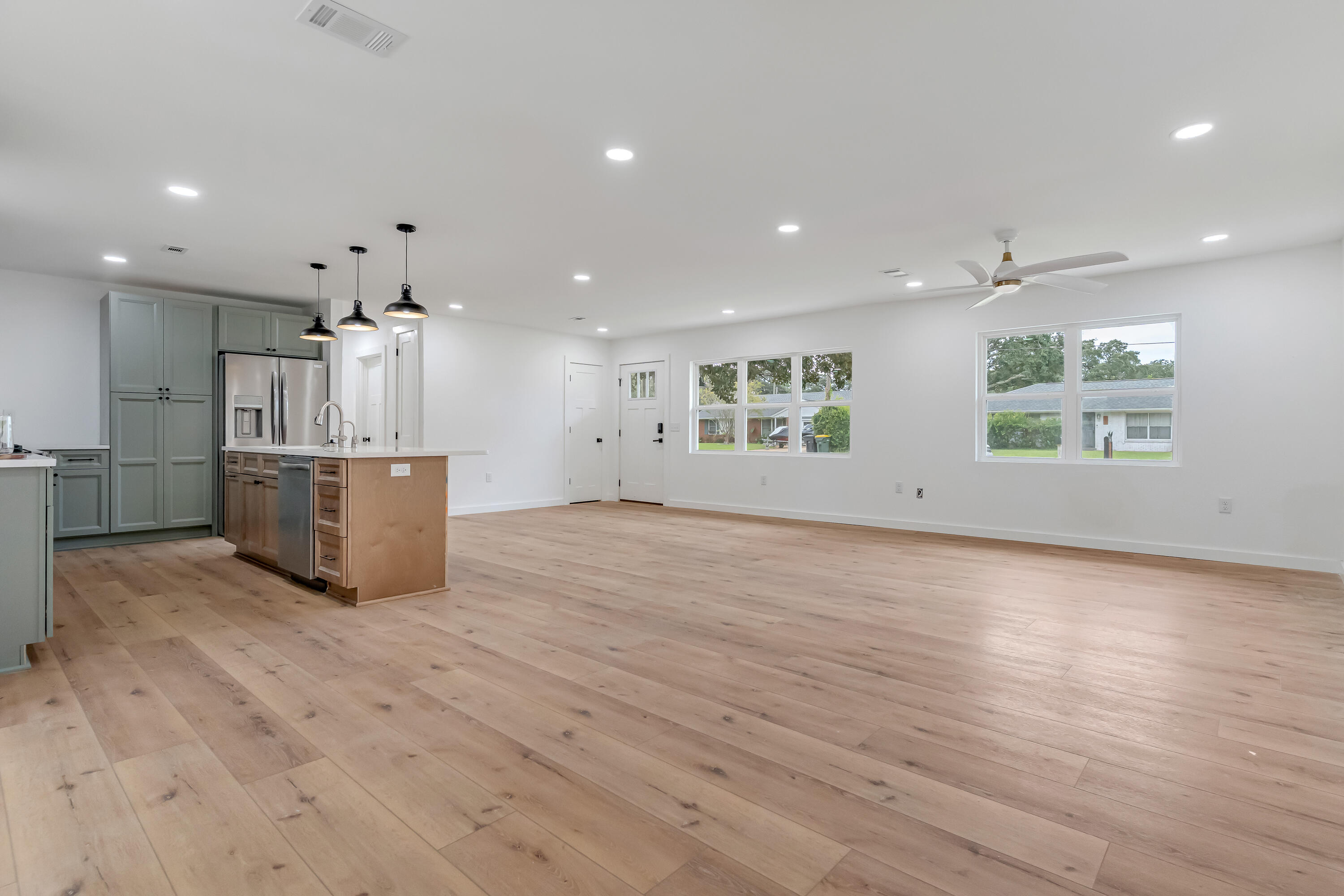 BEL AIR - Residential