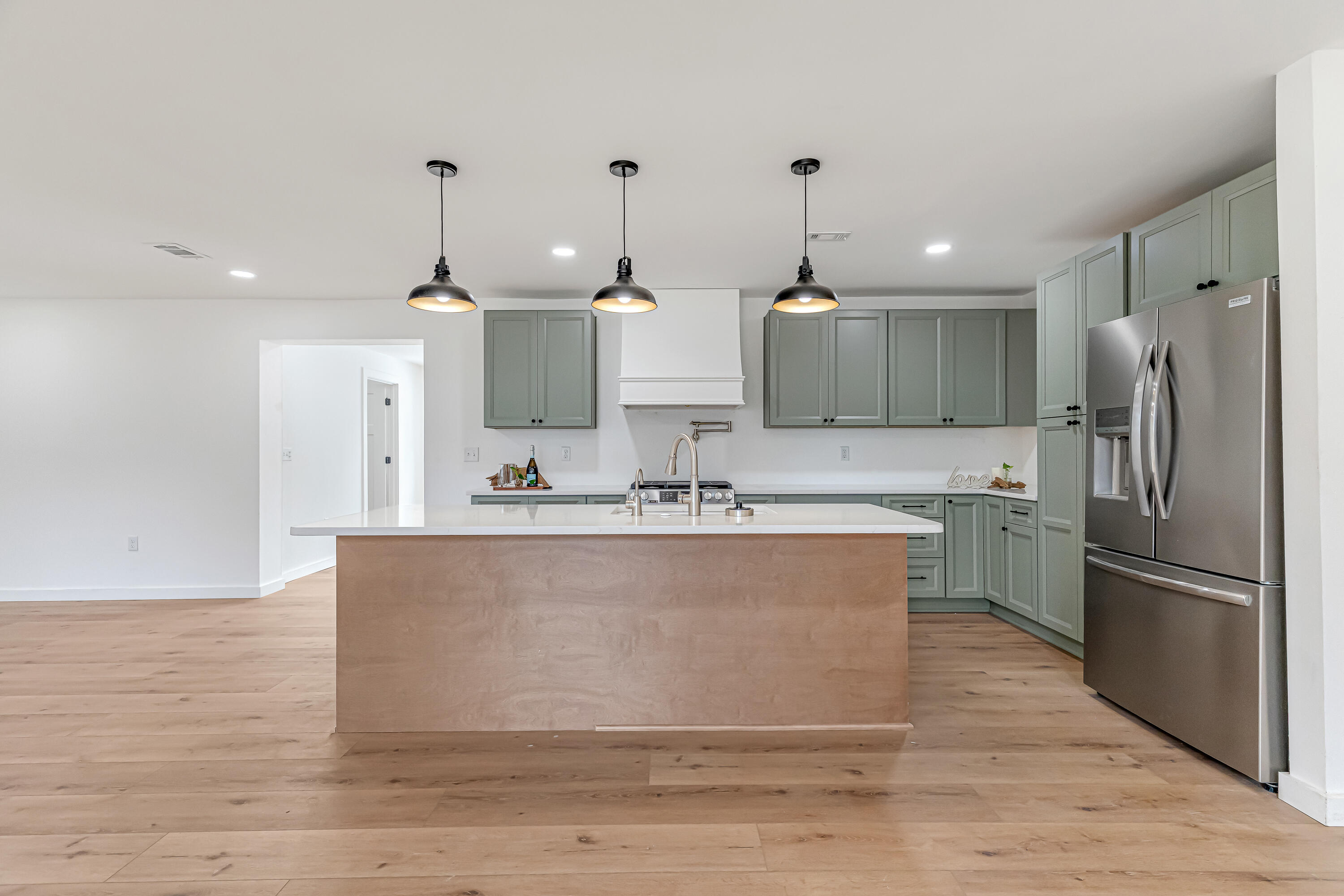BEL AIR - Residential
