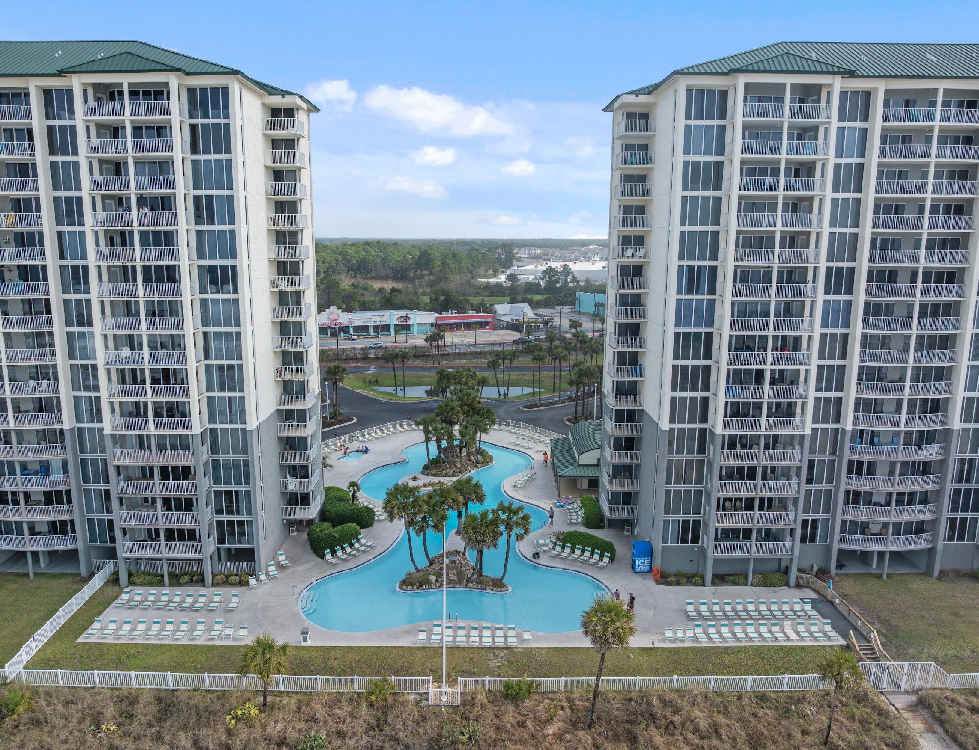 LONG BEACH - Residential