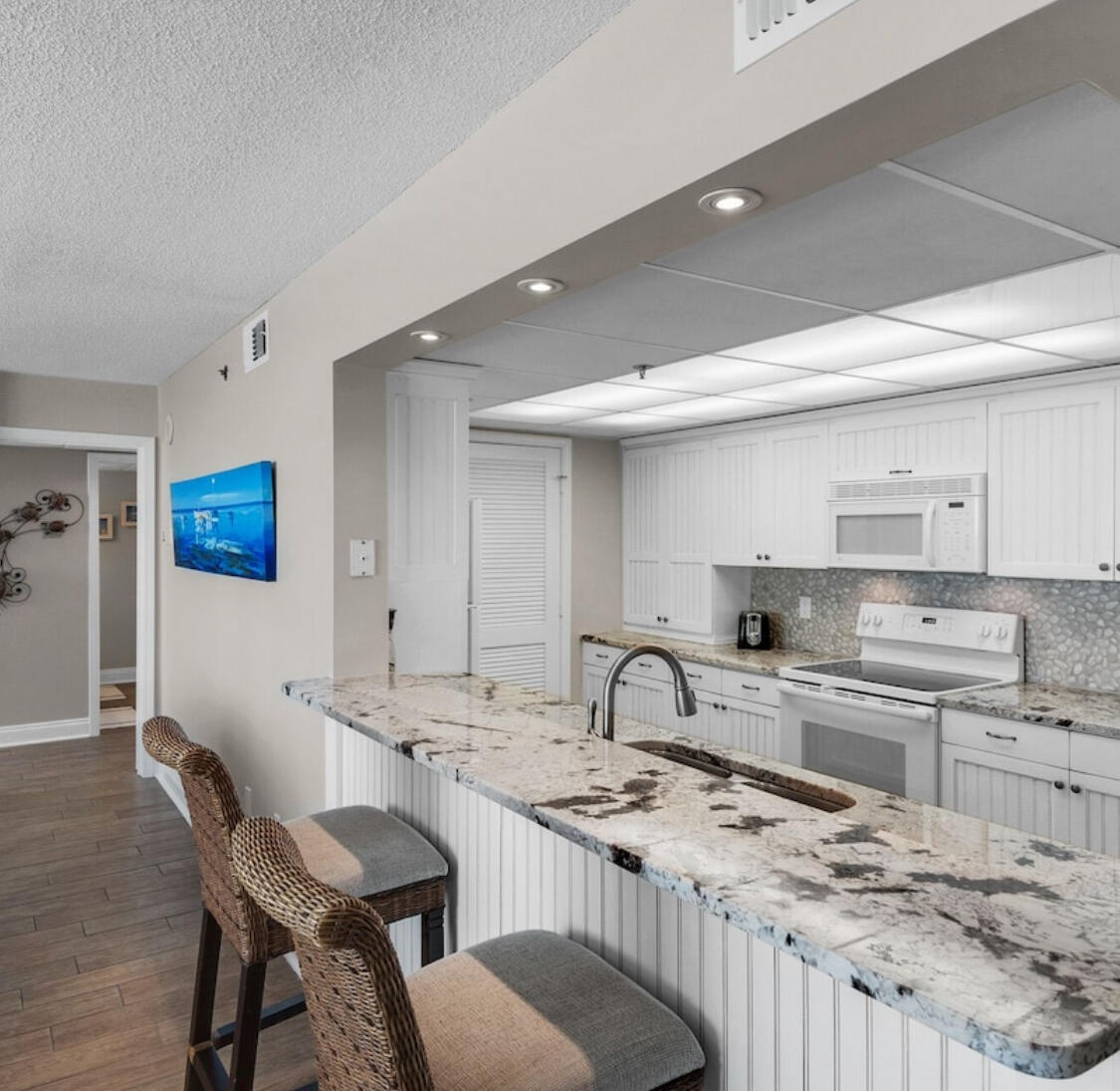 LONG BEACH - Residential