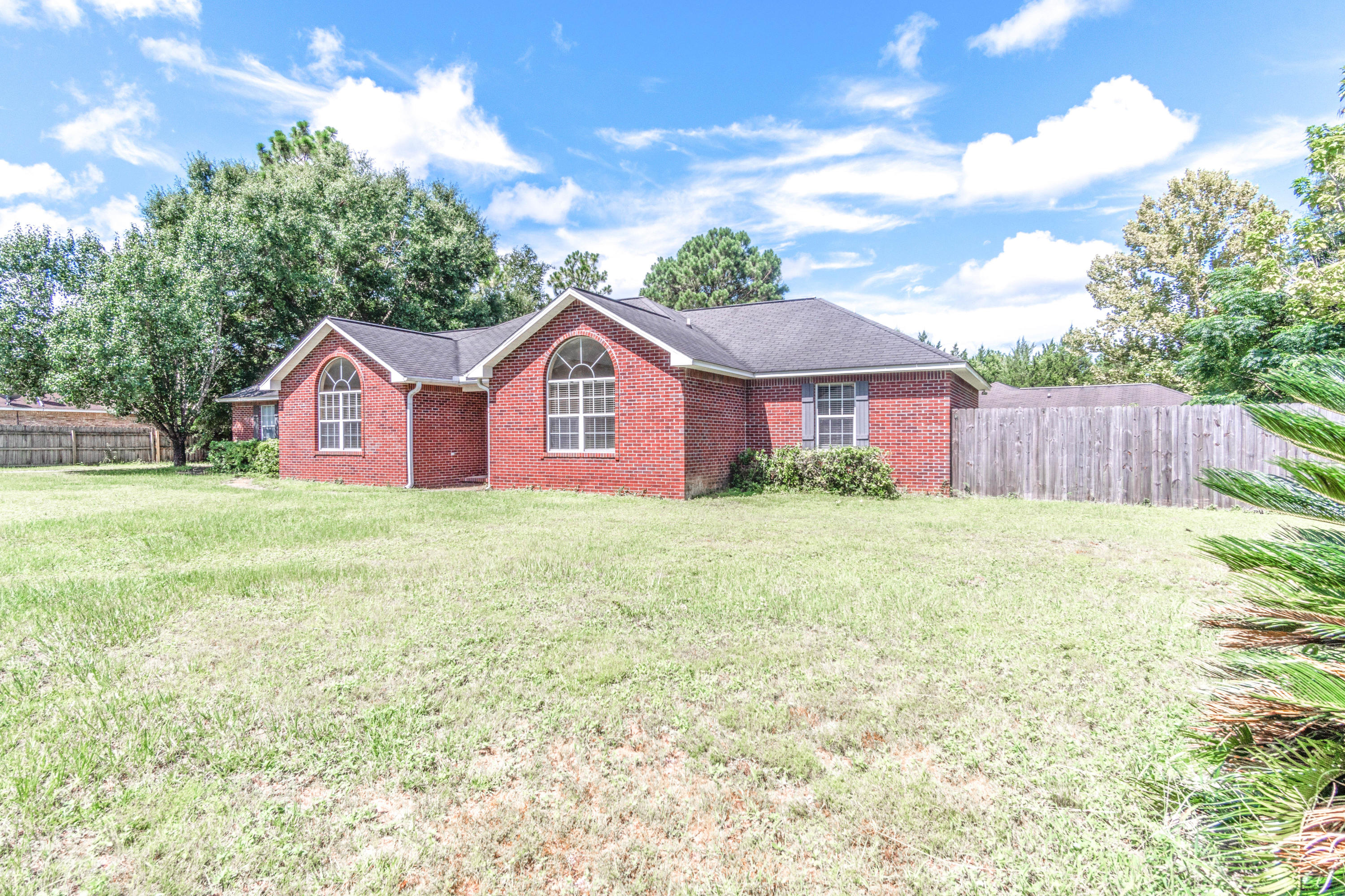 DEER VALLEY ESTATES - Residential