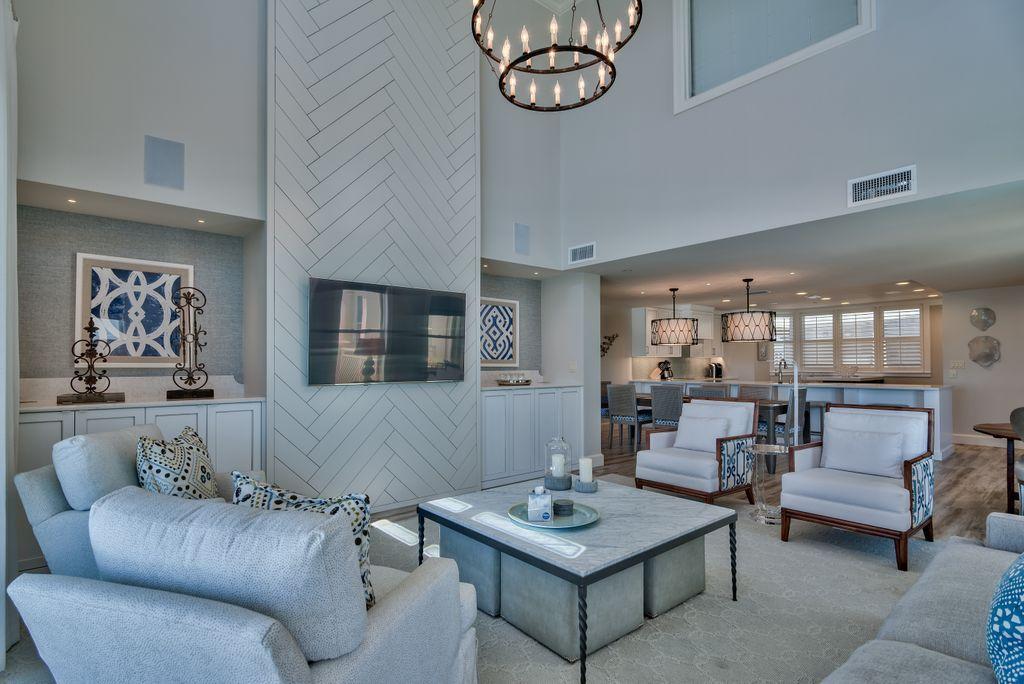 GRANDVIEW CONDO - Residential