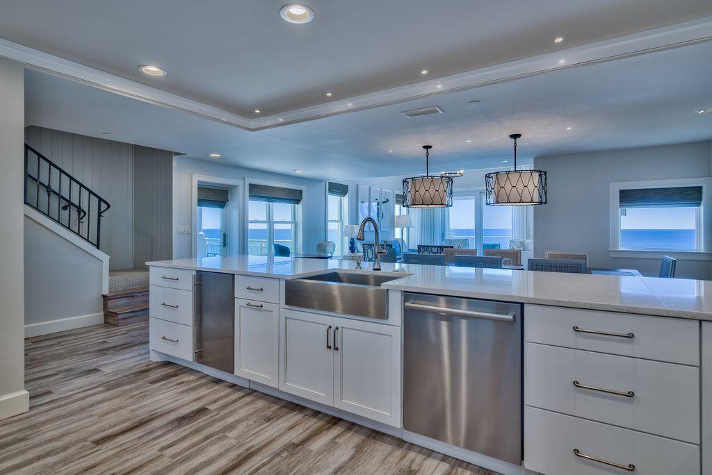 GRANDVIEW CONDO - Residential