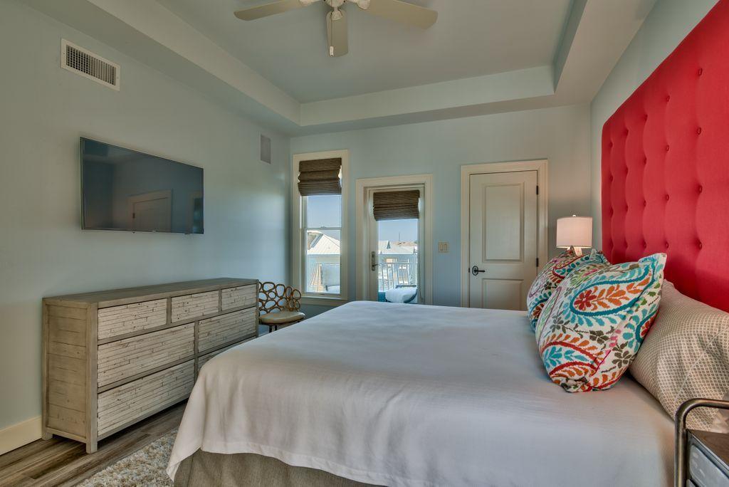 GRANDVIEW CONDO - Residential