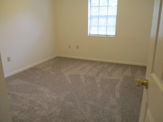 LAKE LORRAINE ESTATES - Residential Lease