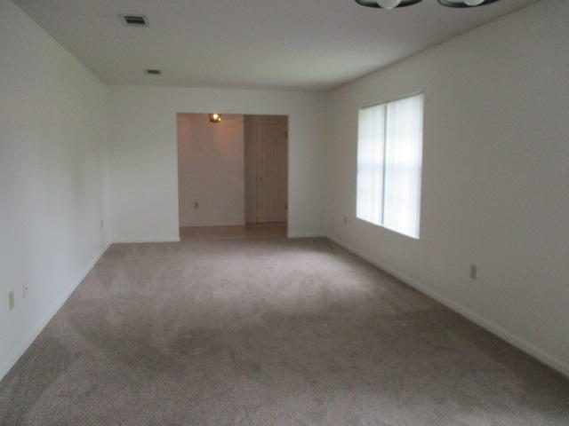 LAKE LORRAINE ESTATES - Residential Lease