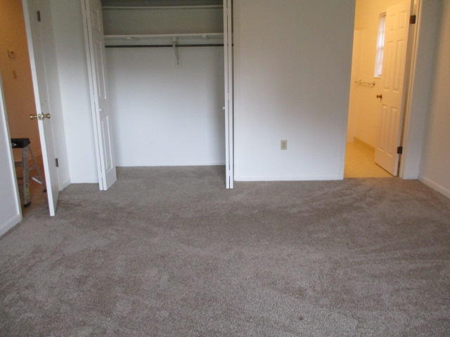 LAKE LORRAINE ESTATES - Residential Lease