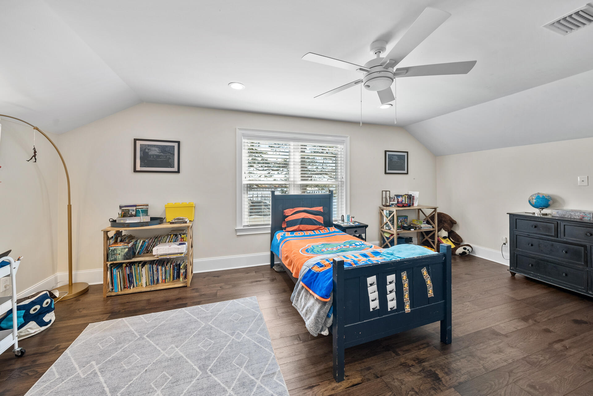 NORTHSHORE ADDN PH 7 - Residential