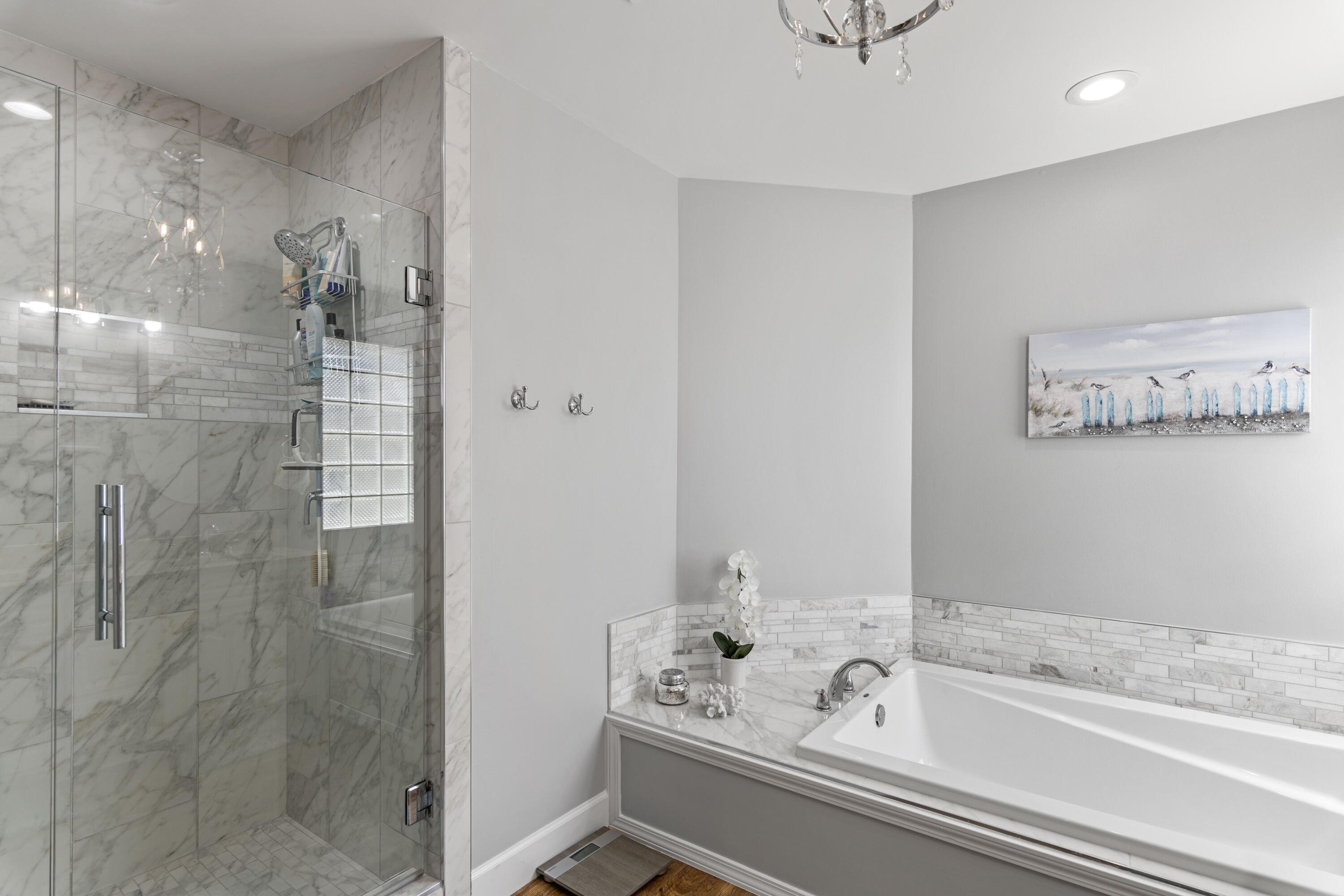 JAMAICAN LAKE CONDO PH 2 - Residential