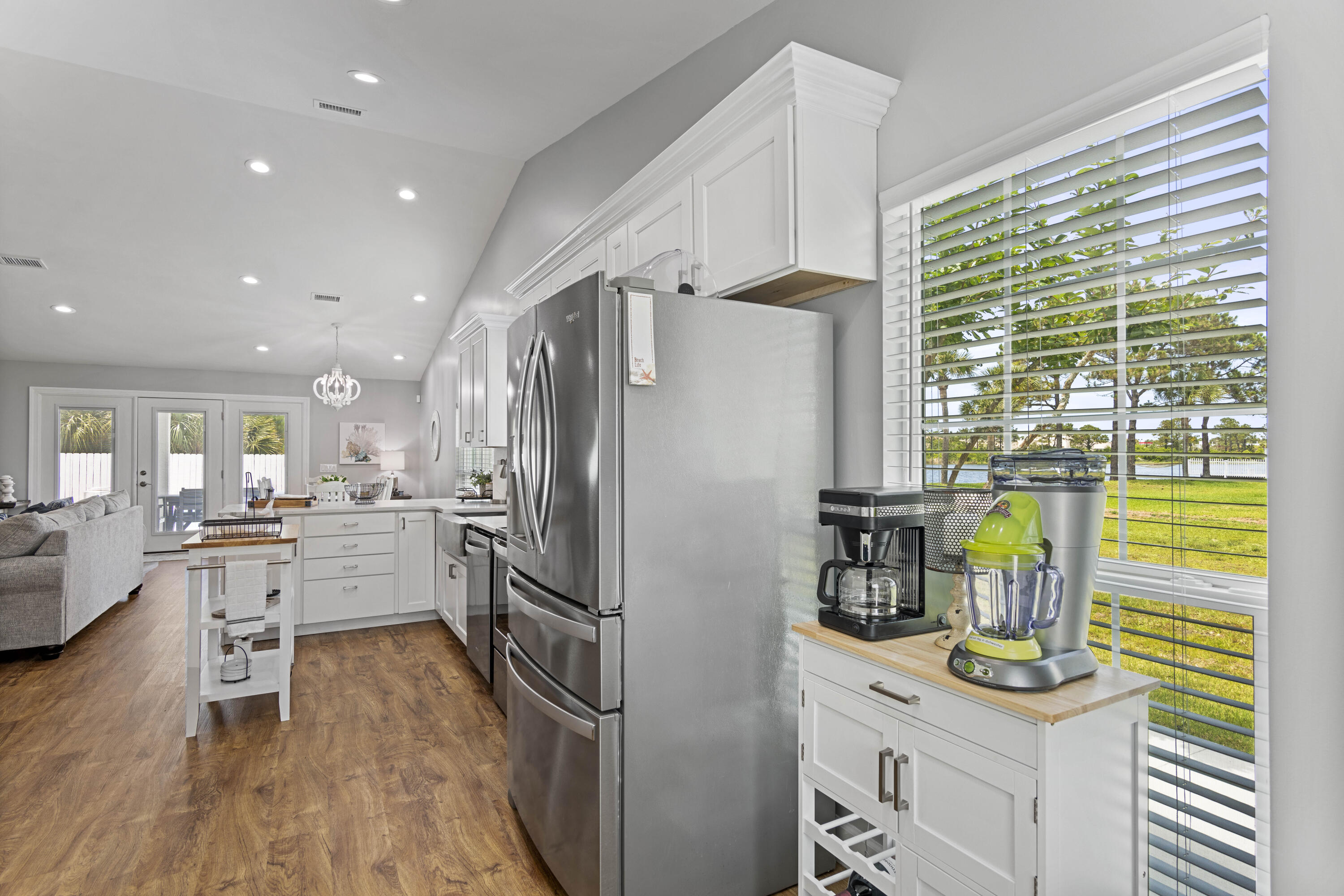 JAMAICAN LAKE CONDO PH 2 - Residential