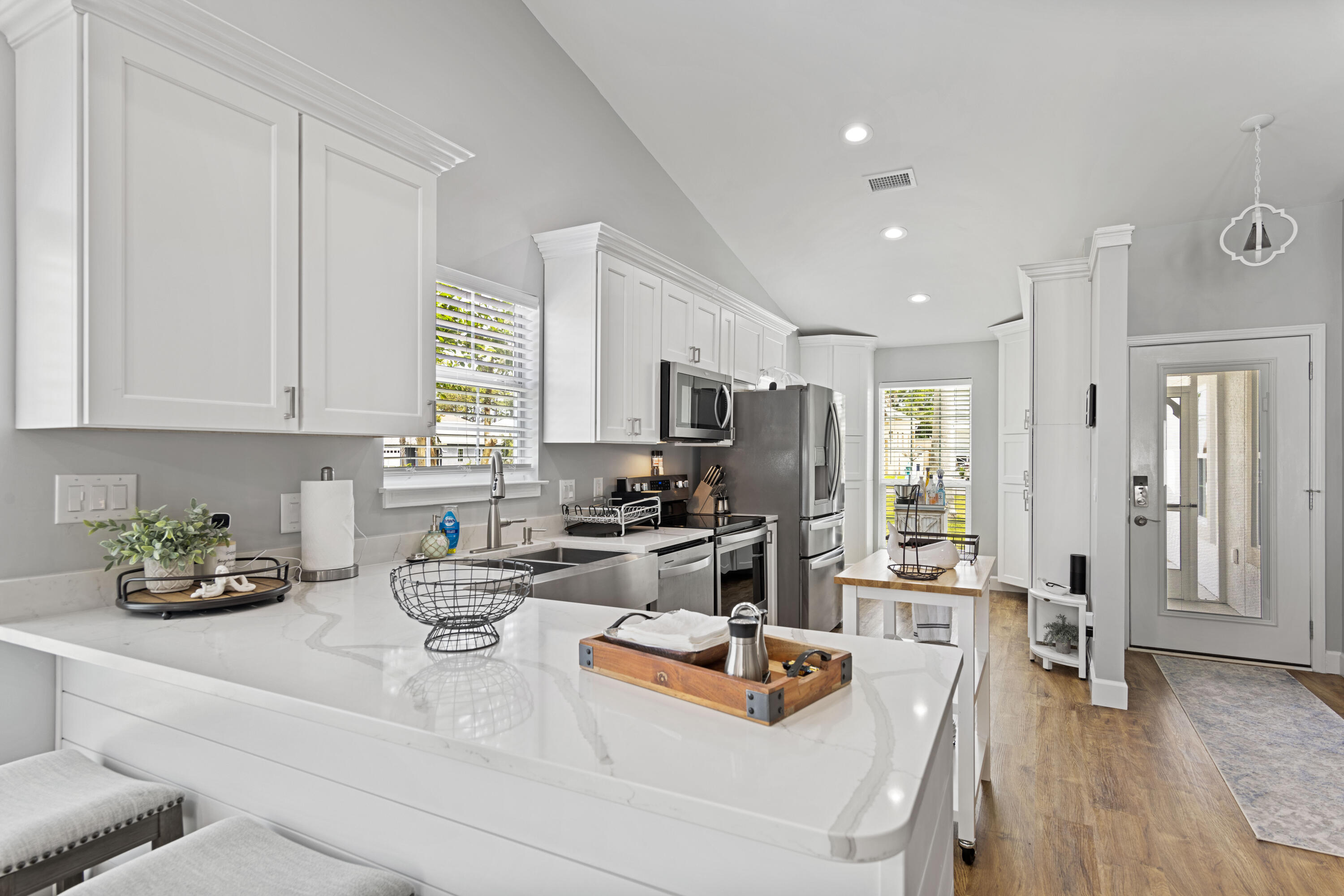 JAMAICAN LAKE CONDO PH 2 - Residential