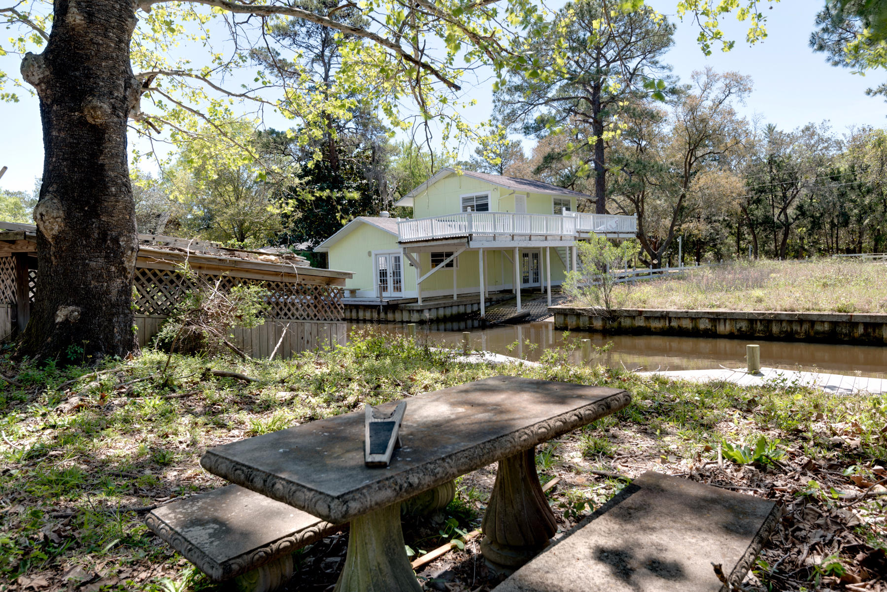 HARBOR OAKS - Residential