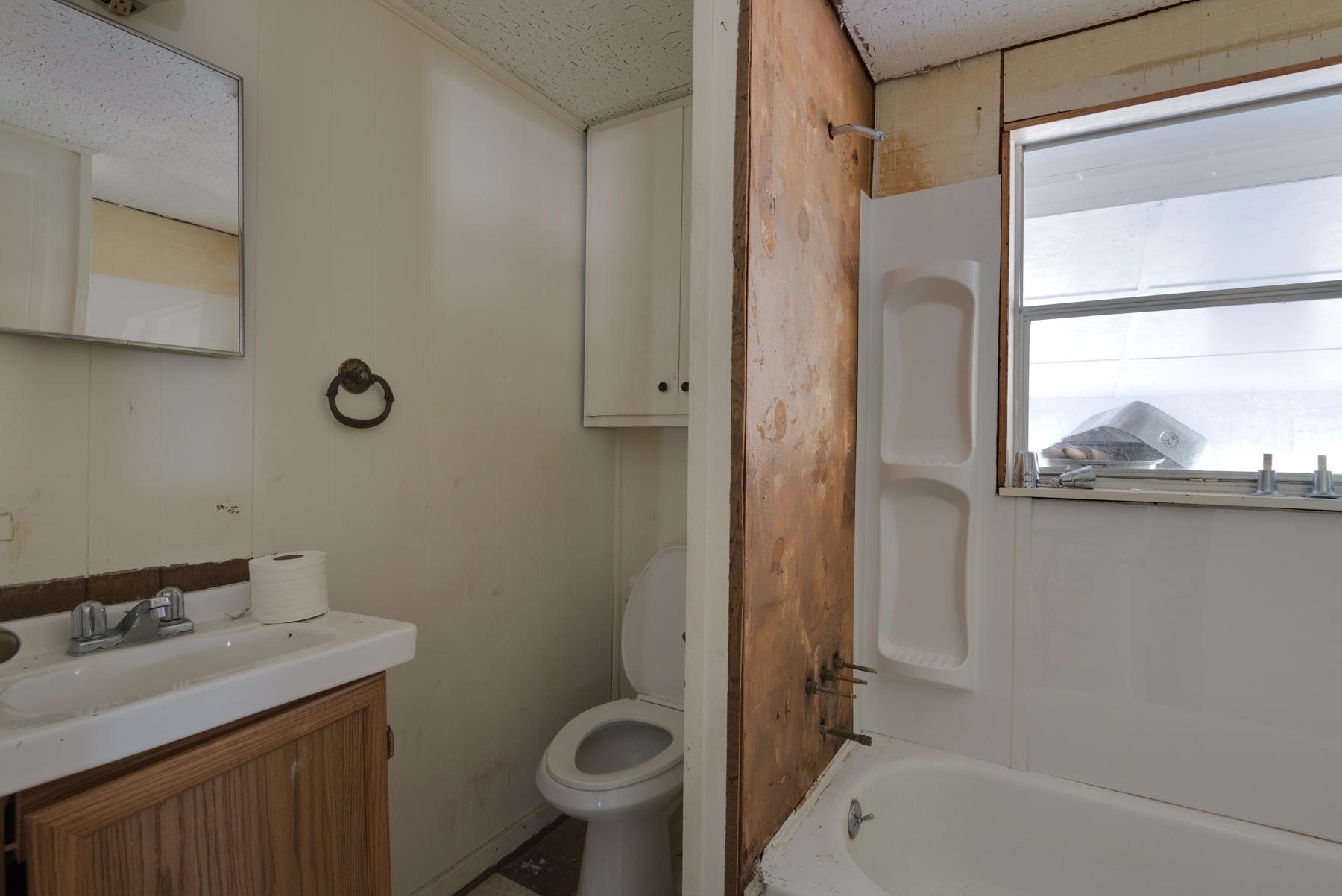 HARBOR OAKS - Residential