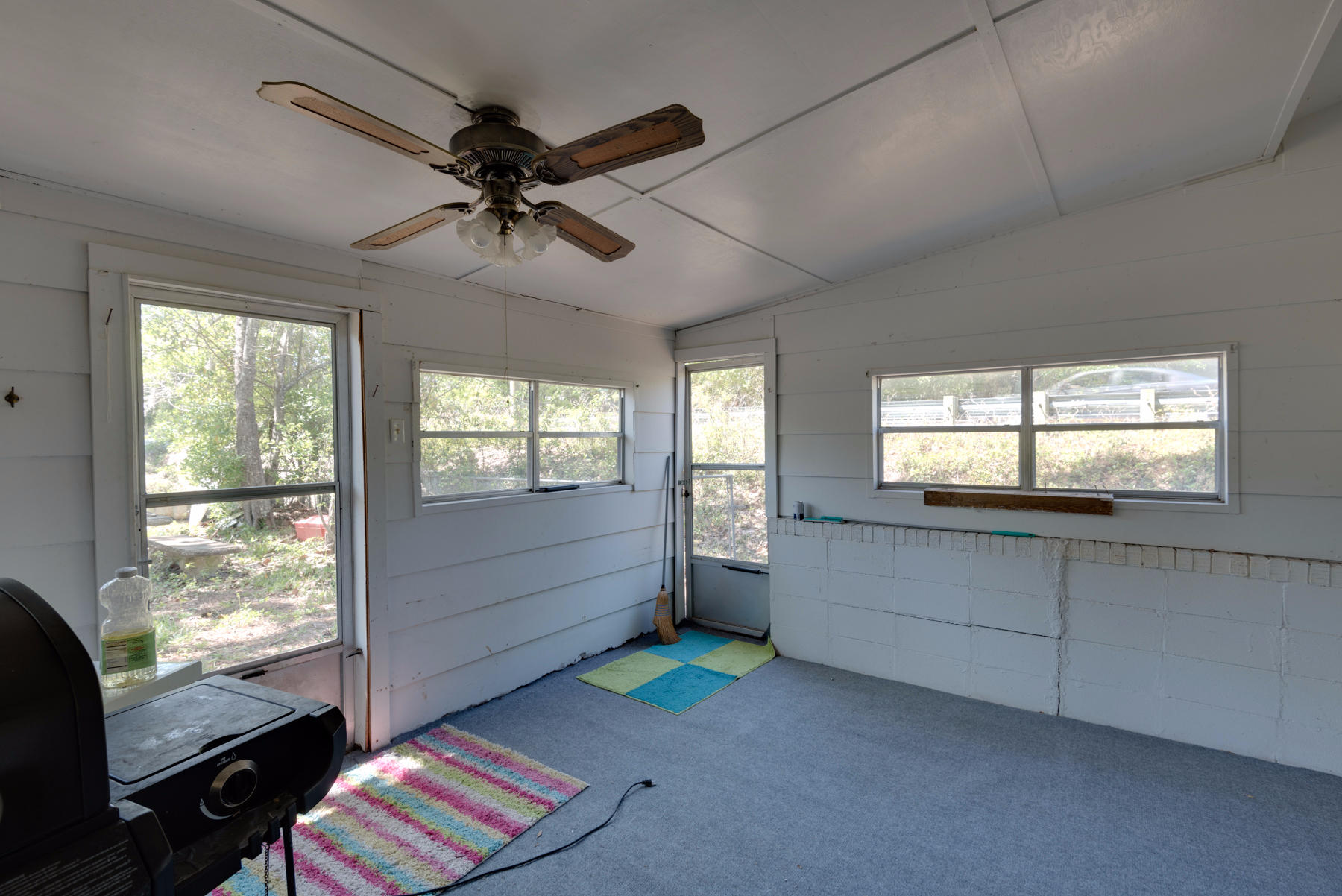 HARBOR OAKS - Residential