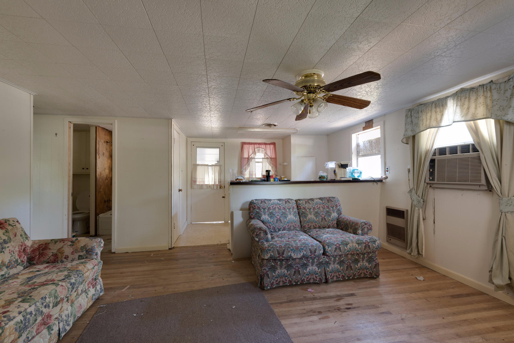 HARBOR OAKS - Residential