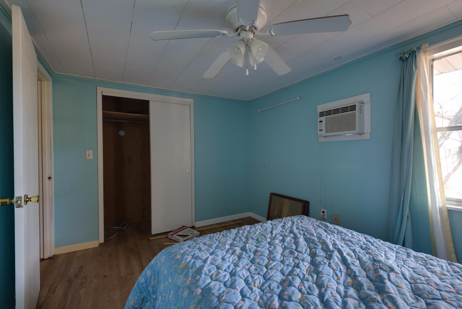 HARBOR OAKS - Residential