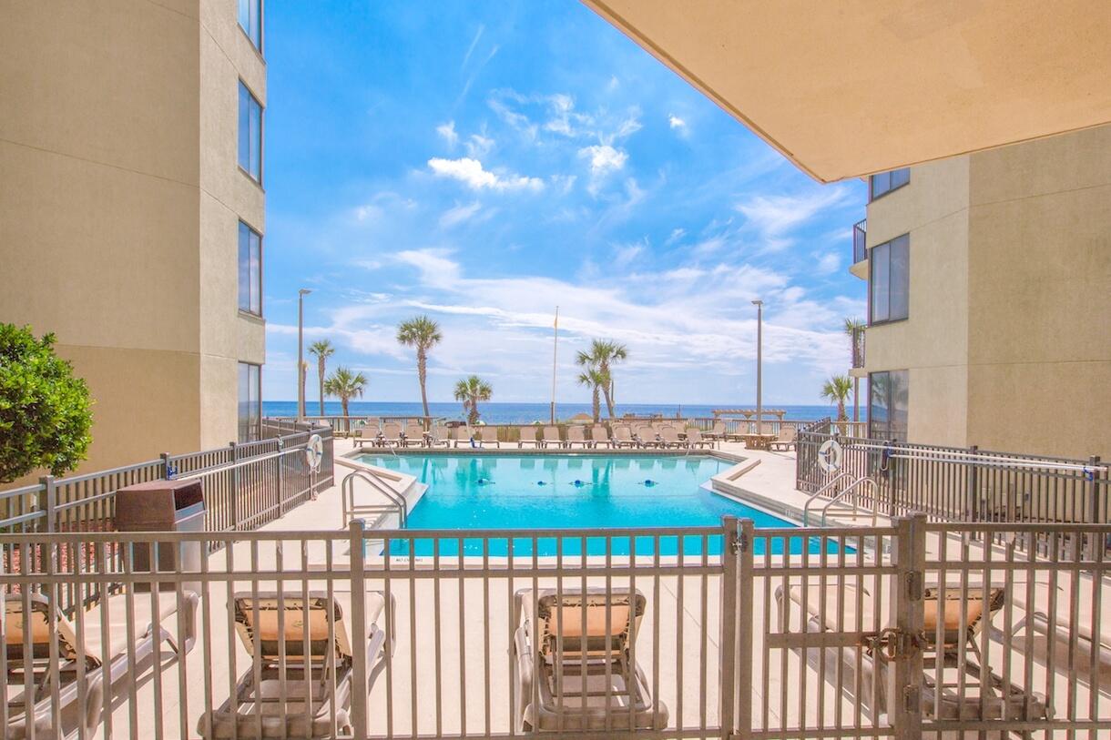 SUNBIRD CONDO - Residential