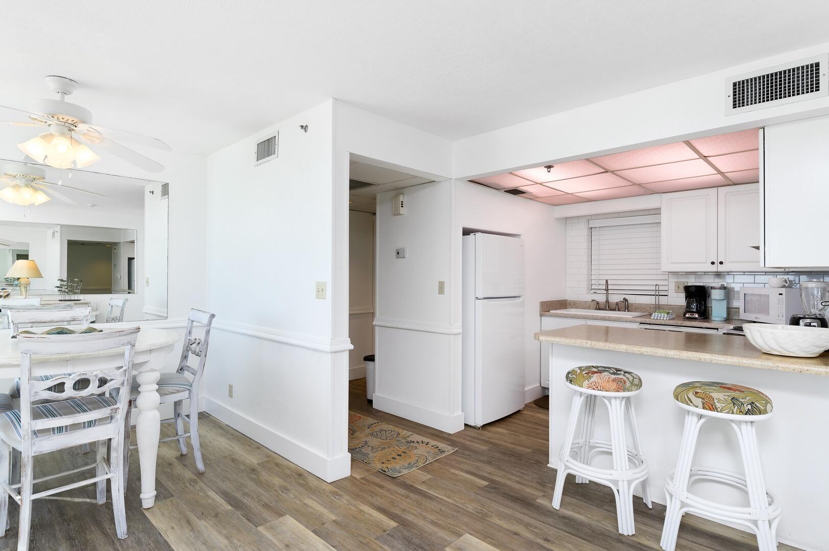 SUNBIRD CONDO - Residential