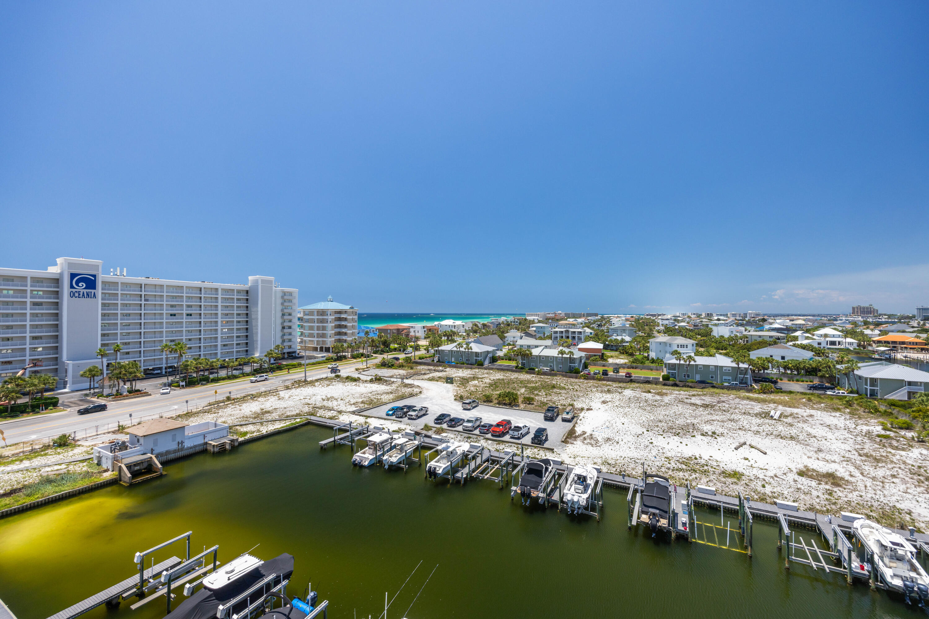 HARBOR LANDING - Residential