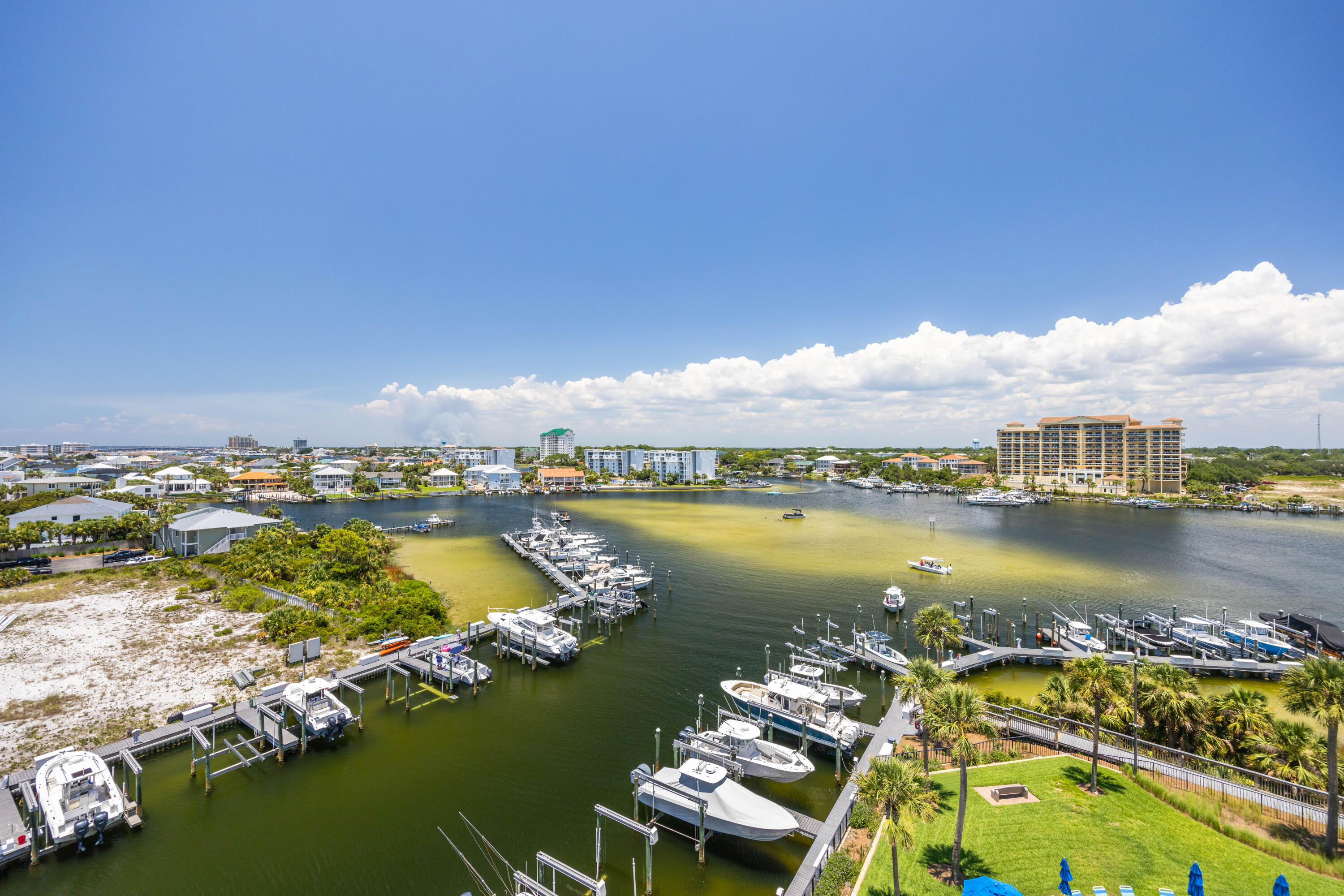 HARBOR LANDING - Residential